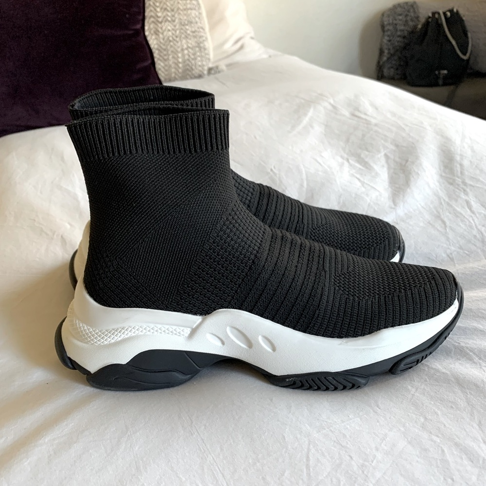 STEVE MADDEN Sock Style Sneakers